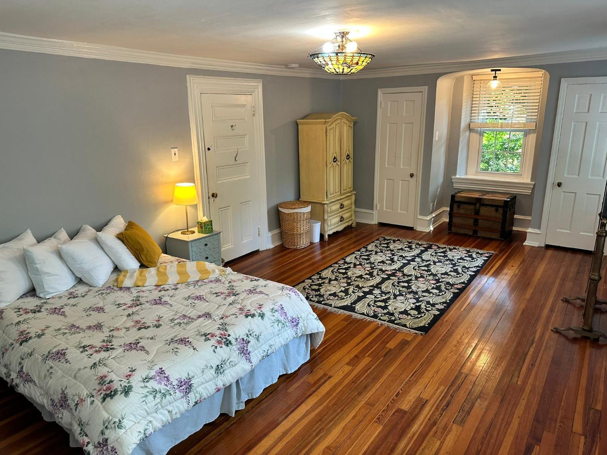 New! Historic 4b4b Beautiful In
